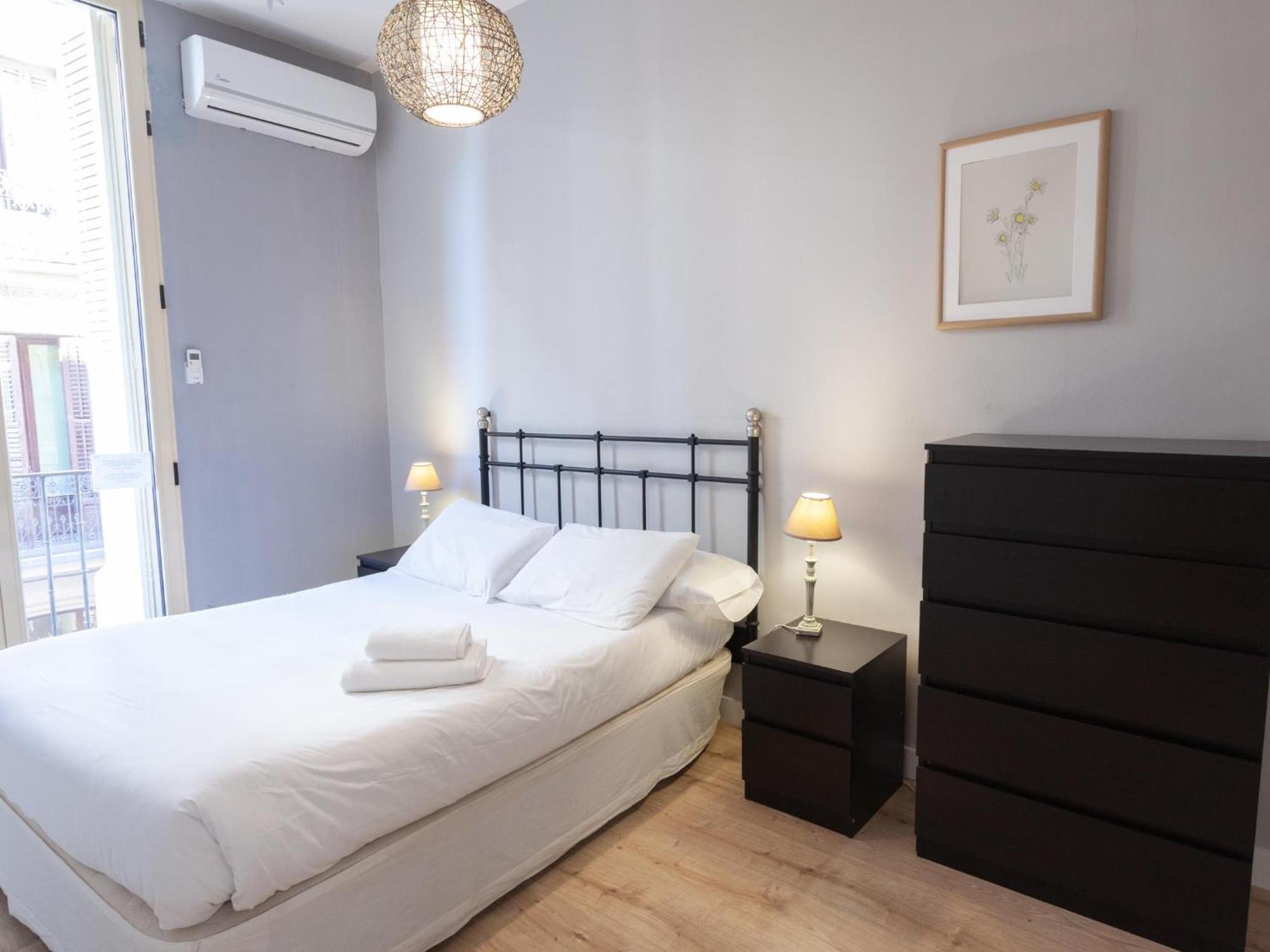 Enorme Y Acogedor Piso En La Puerta Del Sol Apartment Madrid Exterior photo